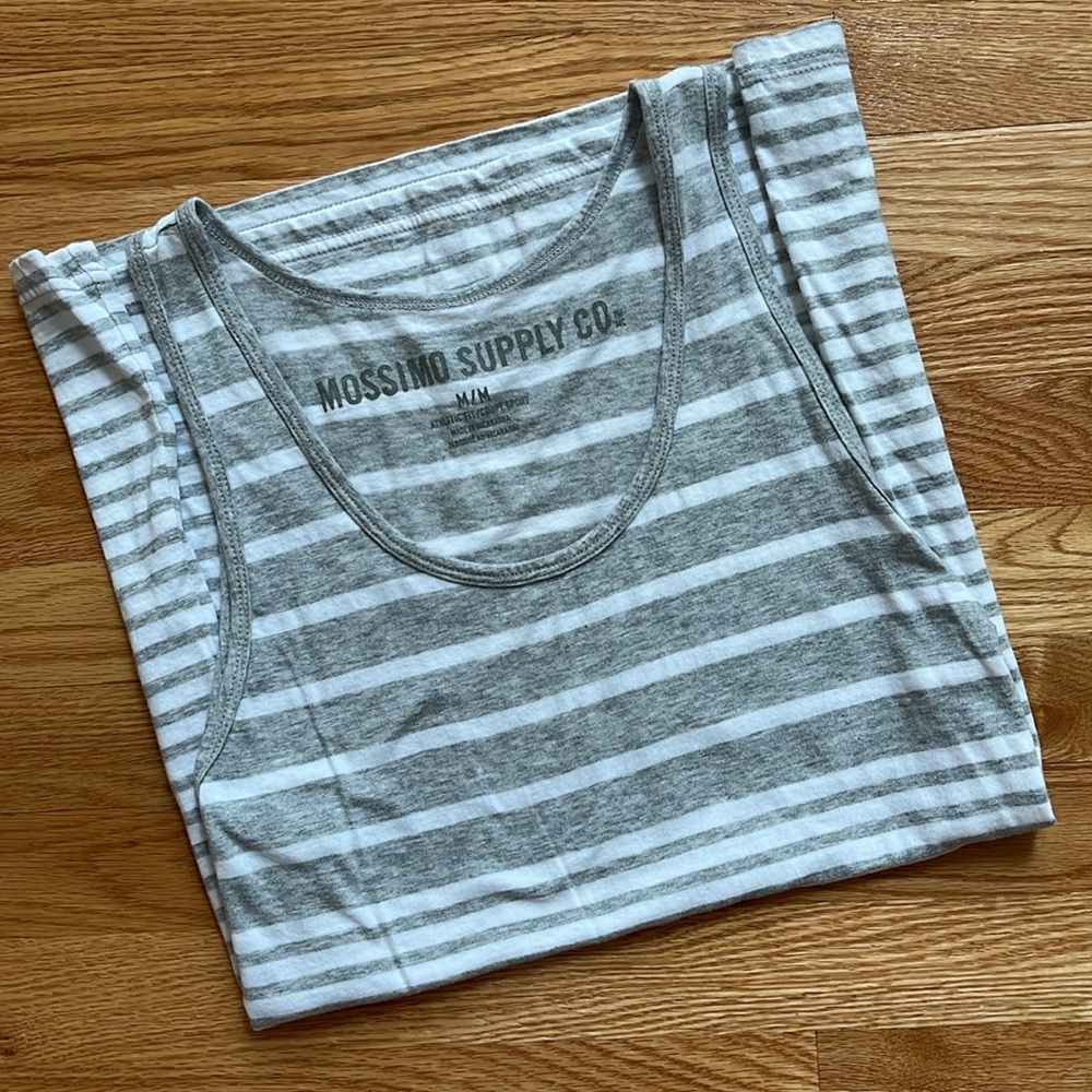 MOSSIMO SUPPLY CO. Tank Top
